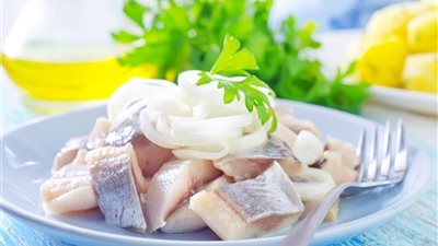 روشتة نصائح لتناول فسيخ ورنجة وتجنب الحموضة في شم النسيم