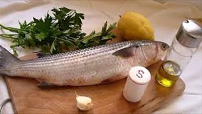 فسيخ شم النسيم.. طبيب يحذر من خطورته على الصحة 