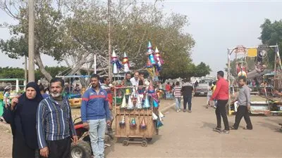 محافظ البحيرة يتابع مظاهر الاحتفال بأعياد شم النسيم بقناطر إدفينا (صور)