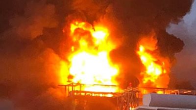 فرار سكان كارولينا الشمالية بعد حريق في مصنع الزنك وإطلاق مواد سامة