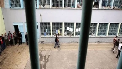 شقيق الفلسطيني زكريا مبارك يروي تفاصيل مأساة أخيه في سجون تركيا