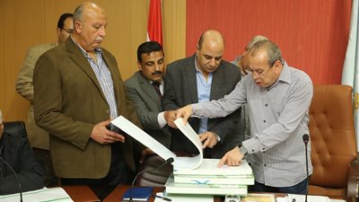 محافظة كفرالشيخ أولى المحافظات التي تتسلم أطلس بخرائط ممتلكات الأوقاف وكافة الخرائط الرقمية 