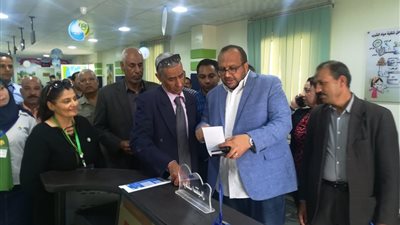   رئيس شركة مياه أسيوط يفتتح مركزاً لخدمة العملاء بمنطقة صدفا