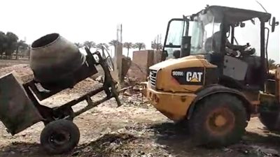 إزالة حالتي بناء مخالف على الأراضي الزراعية بقها والقناطر (صور)