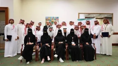 120 متدرباً في ختام برامج الإعلام الرياضي بعسير