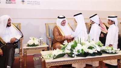 سعود بن نايف يرعى تخريج 498 حافظاً وحافظة للقرآن