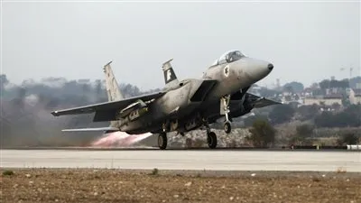 الطيران الإسرائيلي يقصف مواقع في غزة