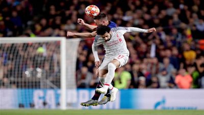 أرقام مرعبة لمحمد صلاح أمام برشلونة