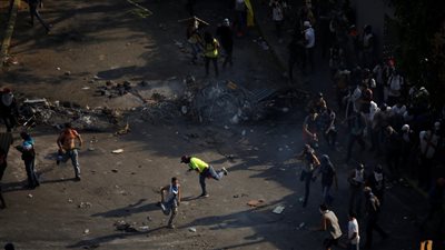 أنباء عن سقوط قتلى جراء الاحتجاجات في فنزويلا
