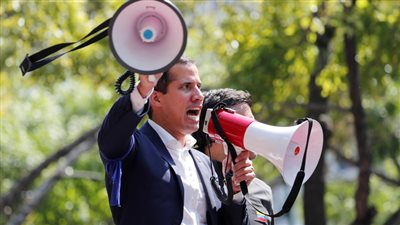 فنزويلا: جوايدو يدعو إلى إضراب وكاراكاس تعلق