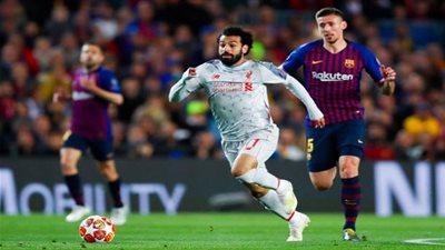 مدافع برشلونة: محمد صلاح.. عذبني