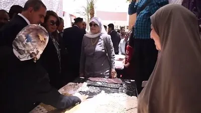 شاهد.. لحظة افتتاح وزيرة التضامن ورشة للأجهزة التعويضية بمحافظة أسيوط