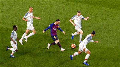 أهم أخبار برشلونة اليوم الخميس.. مفاجأة كبري عن مباراة ليفربول والبرسا وميسي يبرر حركته المثيرة أمام الجماهير 