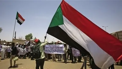 المتظاهرون السودانيون يتعهدون بمواصلة الاعتصام في رمضان