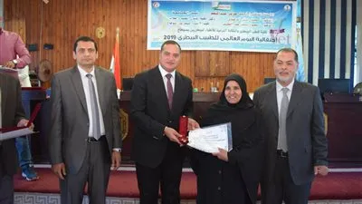 جامعة سوهاج تحتفل باليوم العالمي للطبيب البيطري