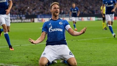 شالكه يضمن البقاء في الدوري الألماني