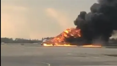 13 قتيلا في حريق طائرة الركاب الروسية بموسكو