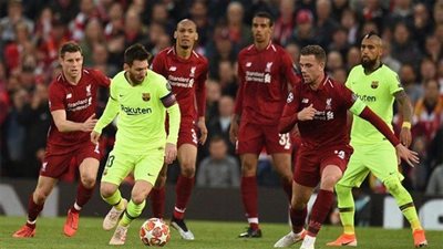 رد فعل غريب من جماهير ليفربول ضد ميسي بعد الريمونتادا (فيديو)