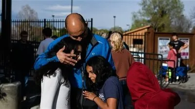 قتيل و8 إصابات بإطلاق نار في مدرسة أمريكية