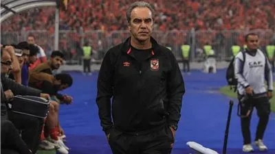 أول رد رسمي من الأهلي بشأن رحيل 