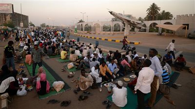 السودان.. تسلم المصرف المركزي كمية مصادرة من الذهب