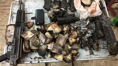 عقب تبادل إطلاق الأعيرة النارية.. مصرع عنصر إجرامي شديد الخطورة بحوزته ذخائر وكمية من مخدر الهيروين 