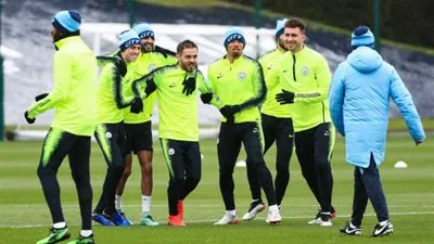 نجم مانشستر سيتي يعرض خدماته على ريال مدريد