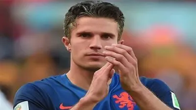 فينورد يعلن نهاية مسيرة فان بيرسي