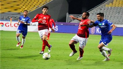 موعد مباراة الأهلي وسموحة في الدوري المصري والقنوات الناقلة والتشكيل المتوقع