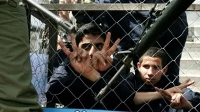 اعتقال 900 فلسطيني بينهم 133 طفلا و23 امرأة على يد الاحتلال في شهرين
