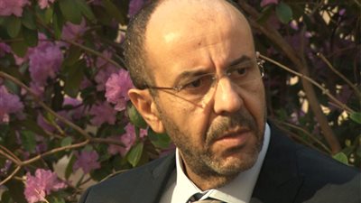 فرنسا تفرج عن صهر الرئيس التونسي الأسبق بشرط