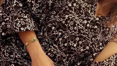 عبايات كتان تناسب إطلالتك في رمضان 