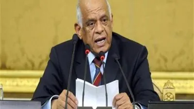 رئيس البرلمان يحيل عددًا من القرارات الجمهورية للجان النوعية لمناقشتها 