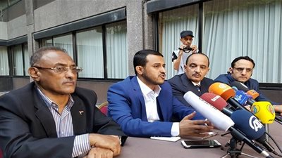 وفد حوثي يغادر صنعاء للمشاركة في مباحثات مع الحكومة اليمنية بعمان