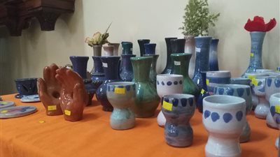 حكاية من 70 عامًا.. خزف 