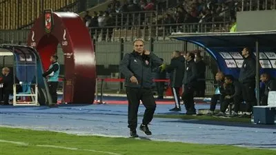 مارتن لاسارتي يفاجيء الأهلي بمدافع جديد