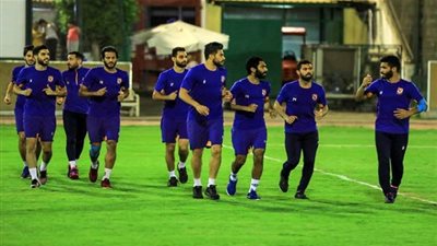 تدريبات استشفائية لنجوم الأهلي في مران اليوم