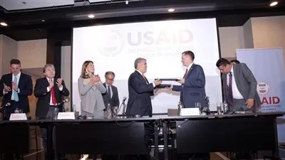 واشنطن تمنح كولومبيا 160 مليون دولار لتطبيق اتفاق السلام مع 