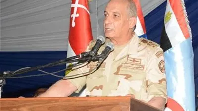 وزير الدفاع يلتقي مقاتلي الجيش الثالث الميداني وقوات شرق القناة لمكافحة الإرهاب (فيديو)