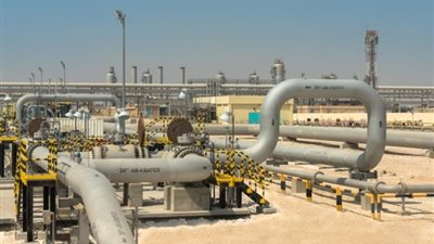 خبير عسكري: إيران تقود نفسها إلى المقصلة بالهجوم على محطتي الضخ السعوديتين