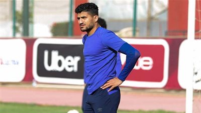 علي لطفي يكتفي بأداء تدريبات تأهيلية في مران الأهلي