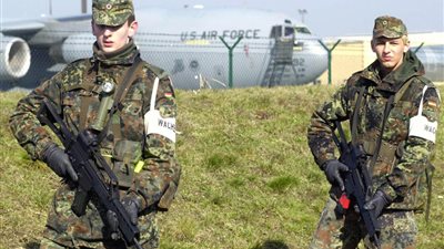 ألمانيا تبقي موظفيها بالعراق.. وبغداد تُطمئن