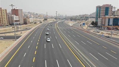 افتتاح الطريق الرئيس لتقاطع الكعكية مع الطندباوي بمكة