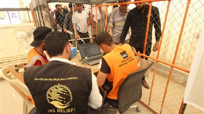 سلمان للإغاثة يوزع سلالًا رمضانية على لاجئين سوريين