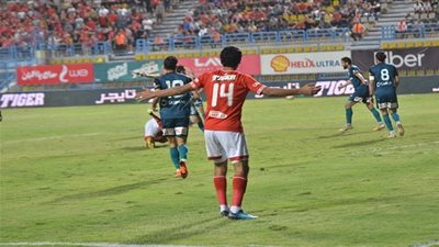 الأهلي يتقدم على إنبي بهدف حسين الشحات في الشوط الأول