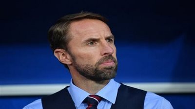 مدرب إنجلترا يكشف عن 
