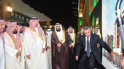 فيصل بن سلمان يدشن الأعمال الإنشائية لـ 