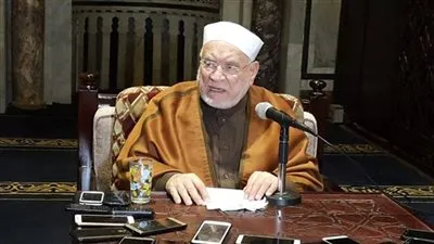 عمرو هاشم يوضح حكم التوسل بالرسول أثناء الدعاء (فيديو)