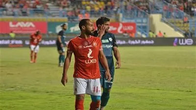 حاتم بطيشة: وليد سليمان عندما يشارك أشعر أن روح الأهلي في الملعب