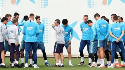 صحيفة مدريدية تكشف عن مفاجأة في برشلونة قبل نهائي الكأس